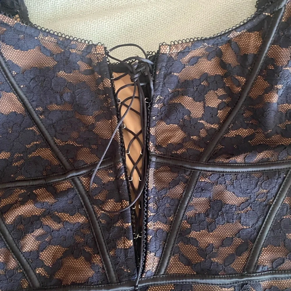 Dress - Picture 2 of 2